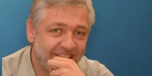 Baksınlar aynaya!