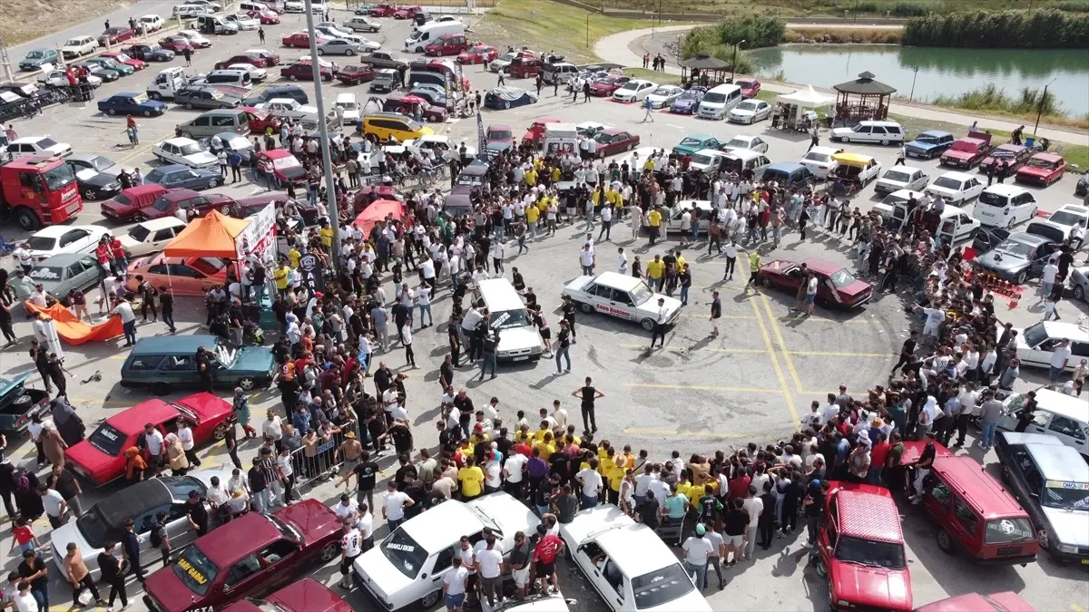 Erzincan’da Modifiye Araç Fuarı