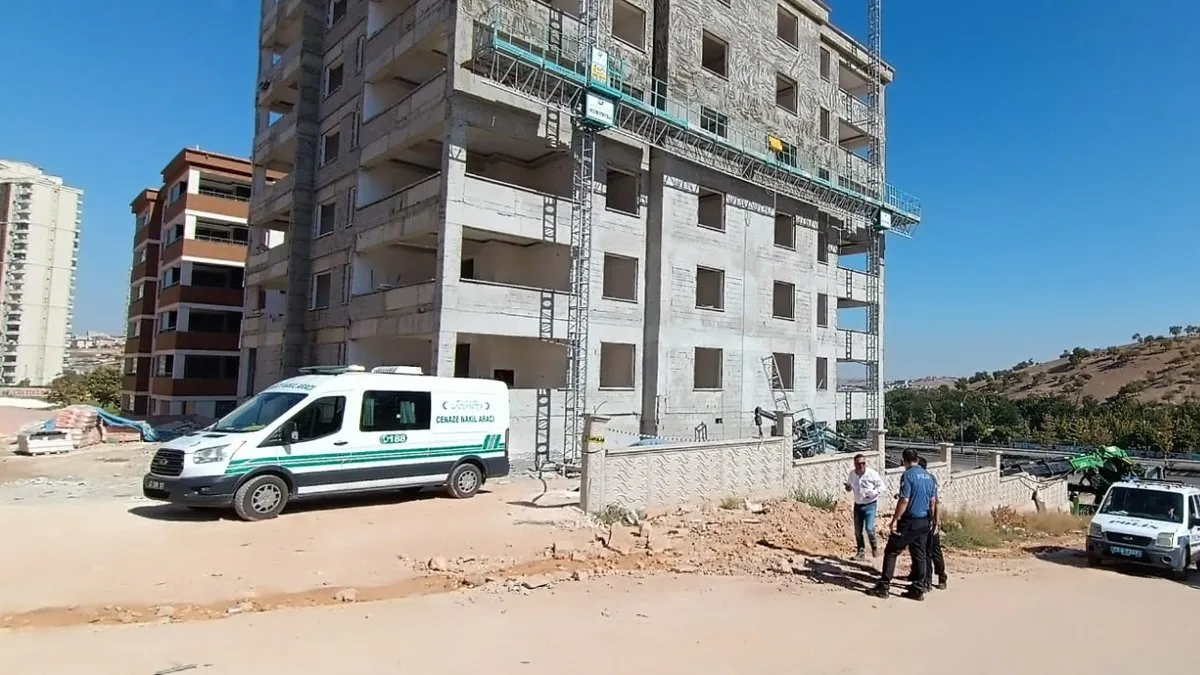 İnşaatta feci kaza… Vincin altında kalan işçi öldü