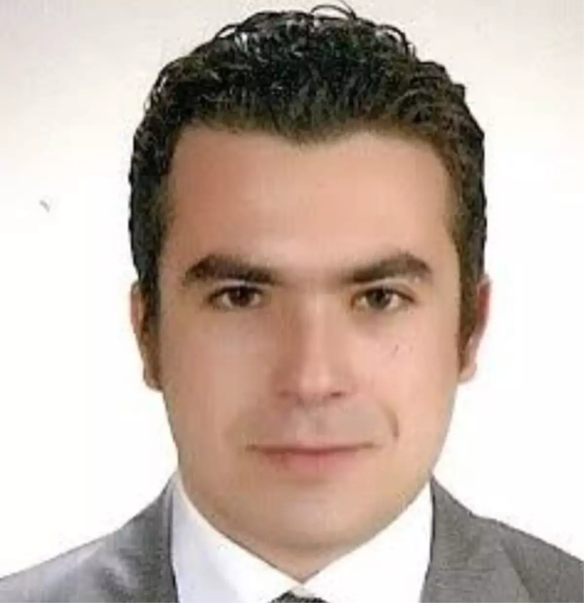 İzmir’de Limanda Otomobil Denize Uçtu: Mühendis Hayatını Kaybetti