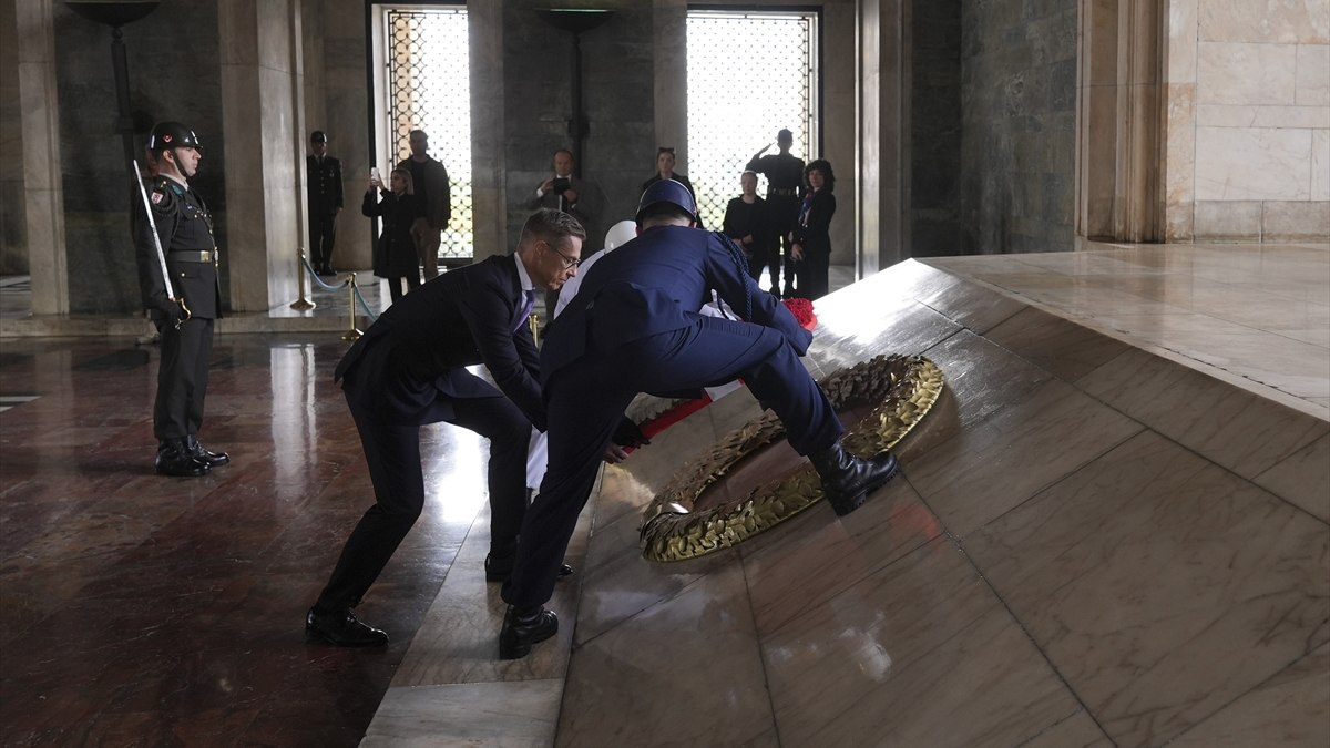 Finlandiya Cumhurbaşkanı Stubb, Anıtkabir’i ziyaret etti