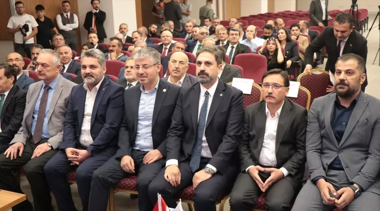 Kayseri’de Mobilya Fuarı Açıldı
