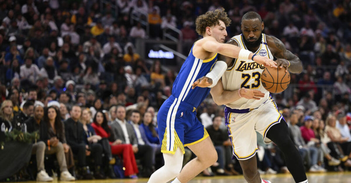 Los Angeles Lakers, Golden State Warriors’ı son saniye basketiyle yıktı!